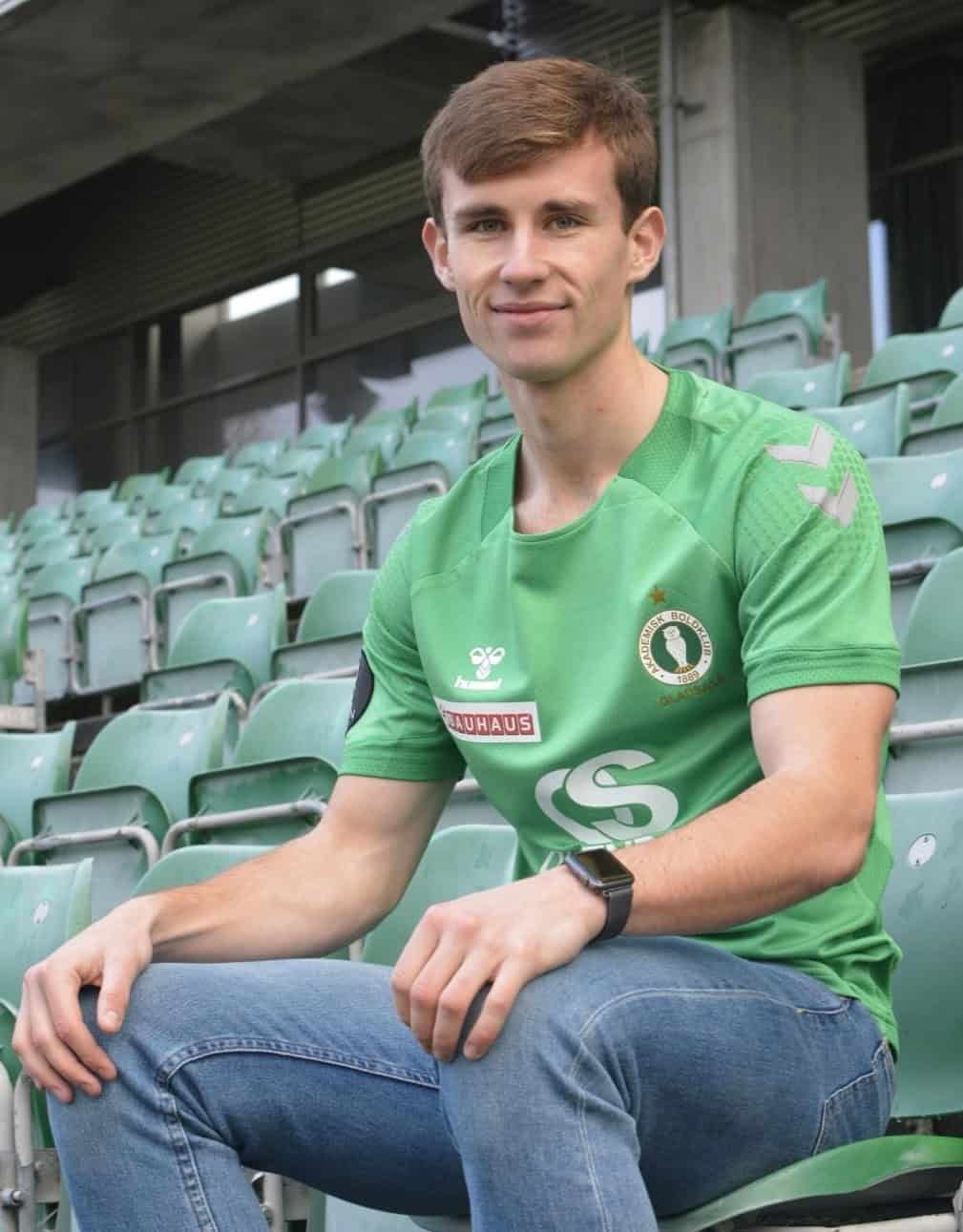 AB henter midtbanespiller