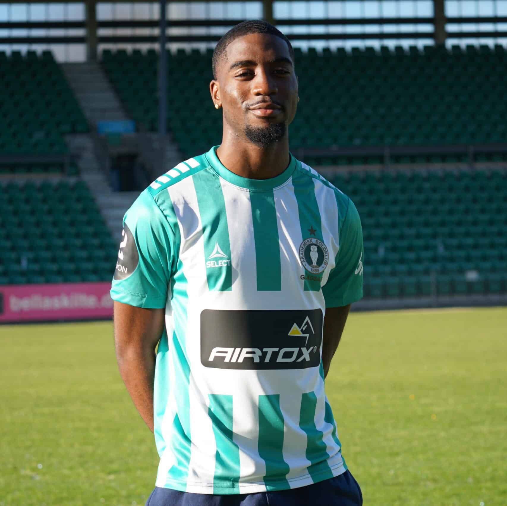 AB skriver med O’Vonte Mullings