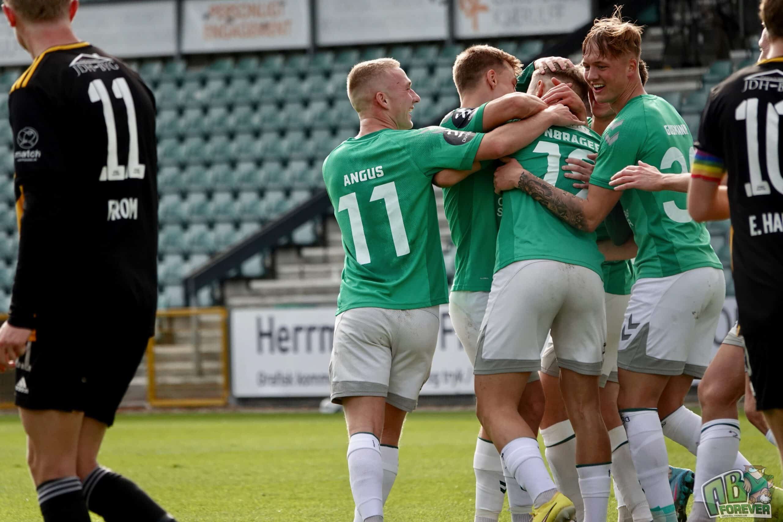 All hands to the bleachers on Wednesday at 18:00