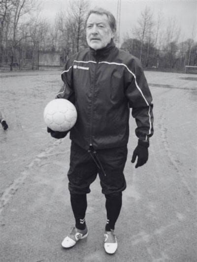 Denis Holmark er gået bort