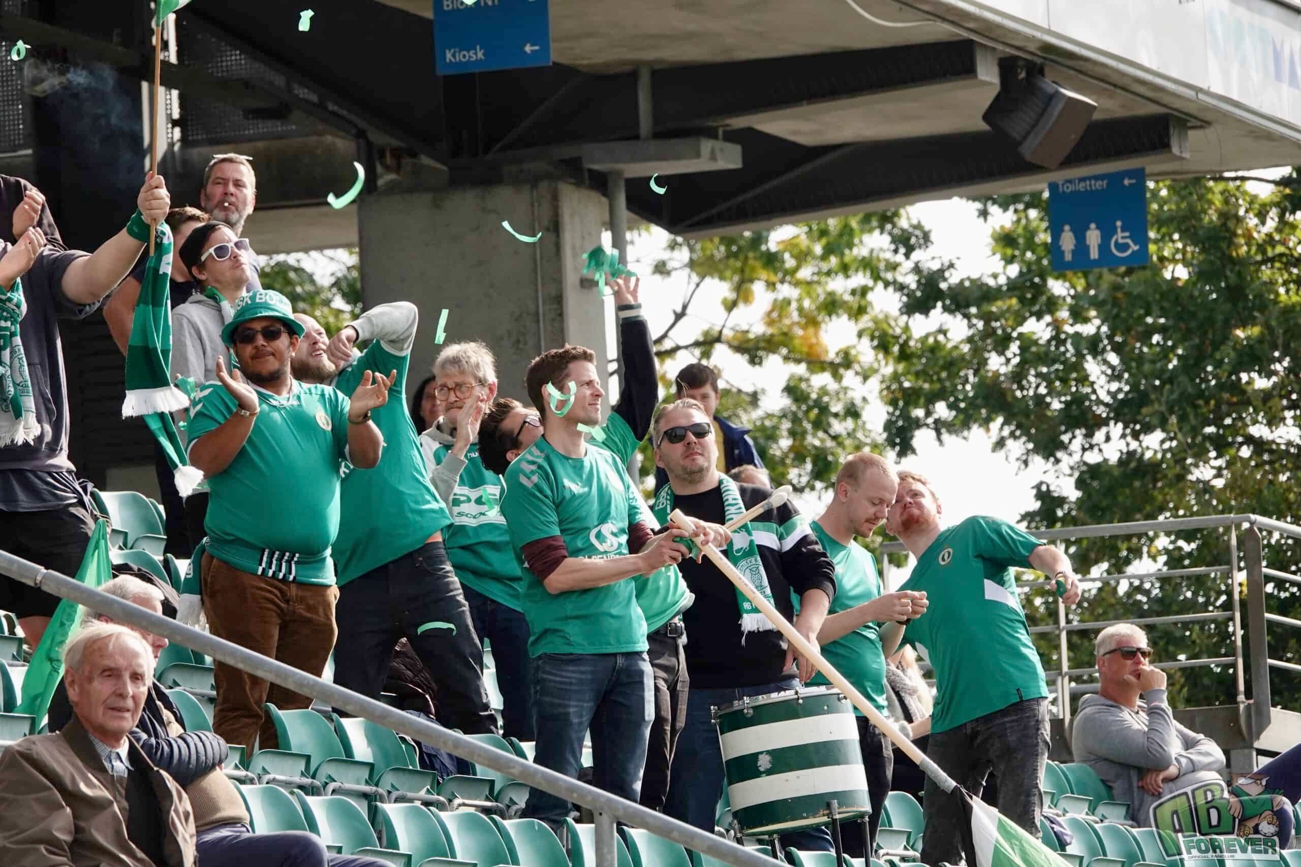 Kick off the weekend with Friday ball at Gladsaxe Stadium!