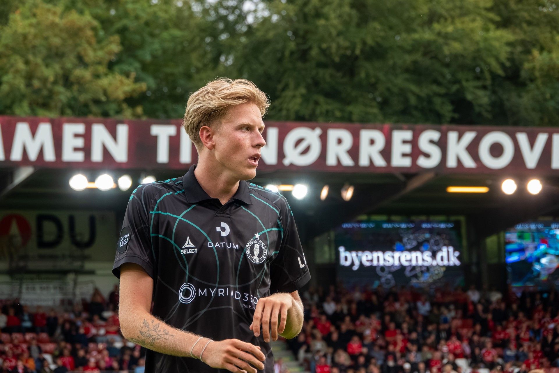 Akademisk Boldklub A/S siger farvel til forsvarsspiller Noah Ibsen