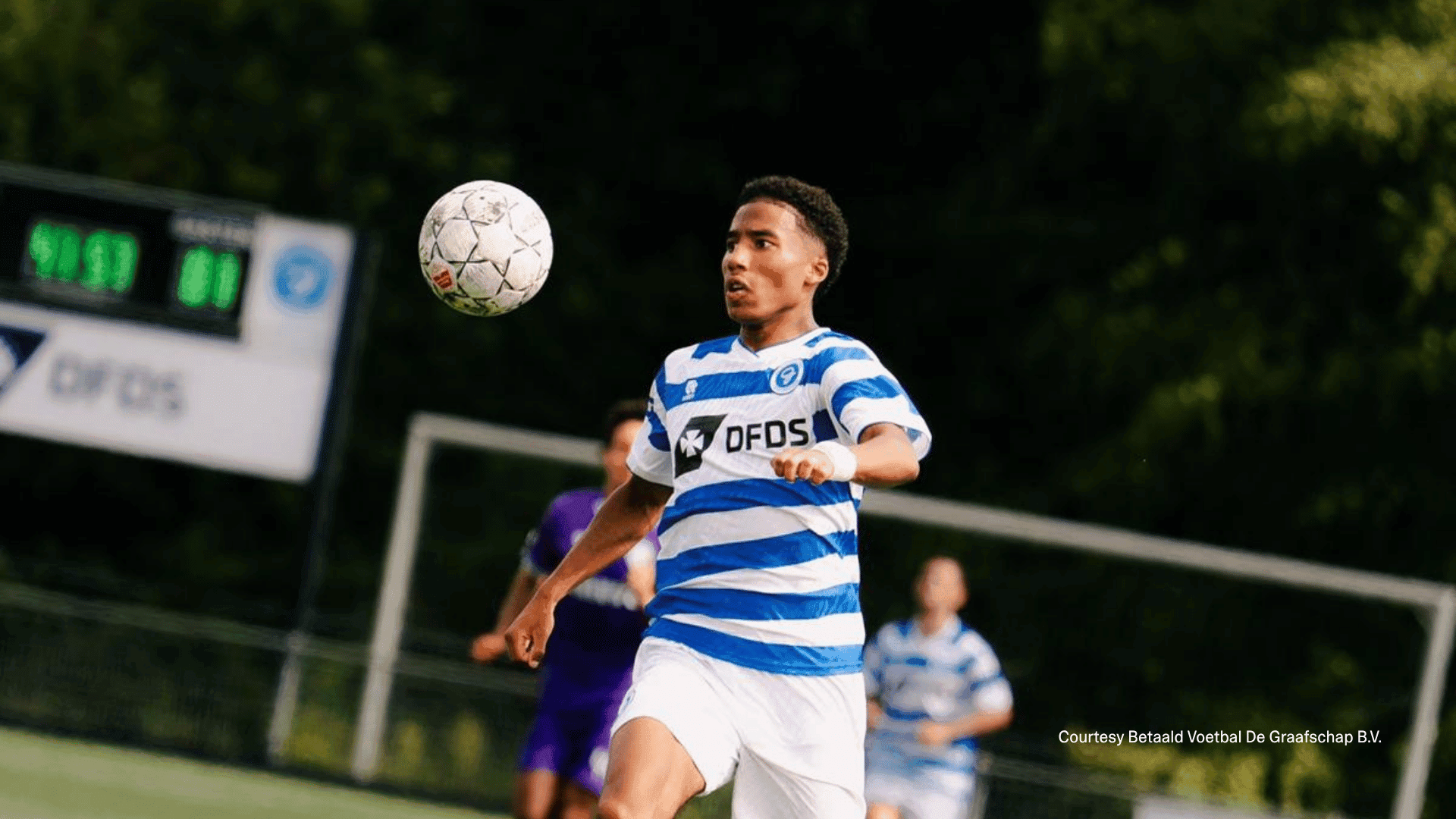 Akademisk Boldklub A/S henter den 20-årige kantspiller Jermain Fernandes